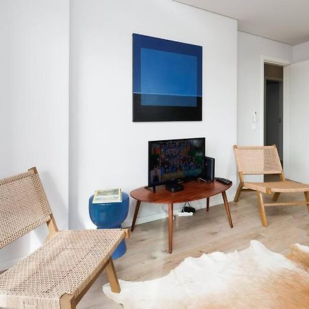 Lisbon Central Apartment With Balcony Exterior photo