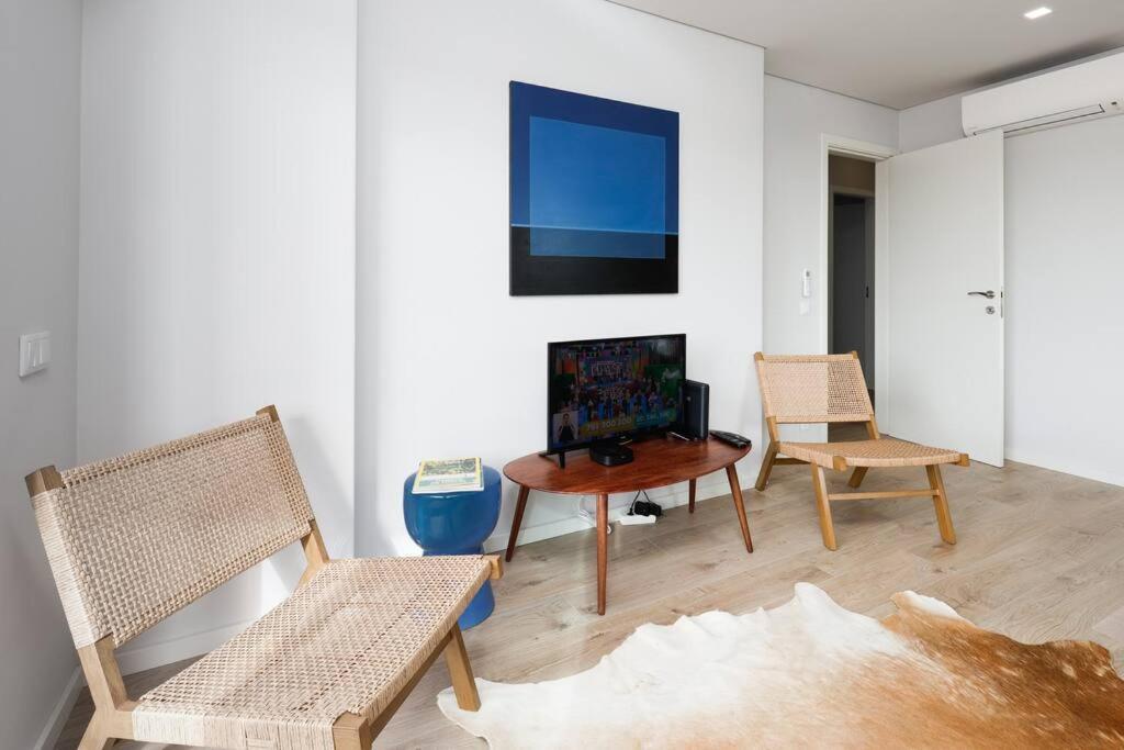 Lisbon Central Apartment With Balcony Exterior photo