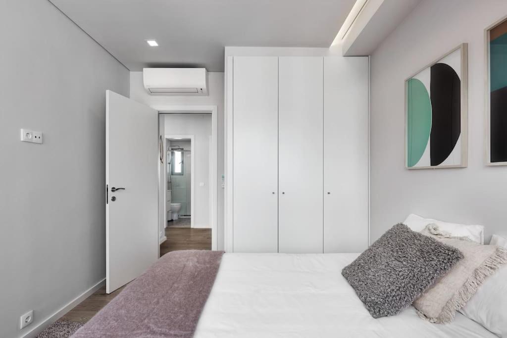 Lisbon Central Apartment With Balcony Exterior photo